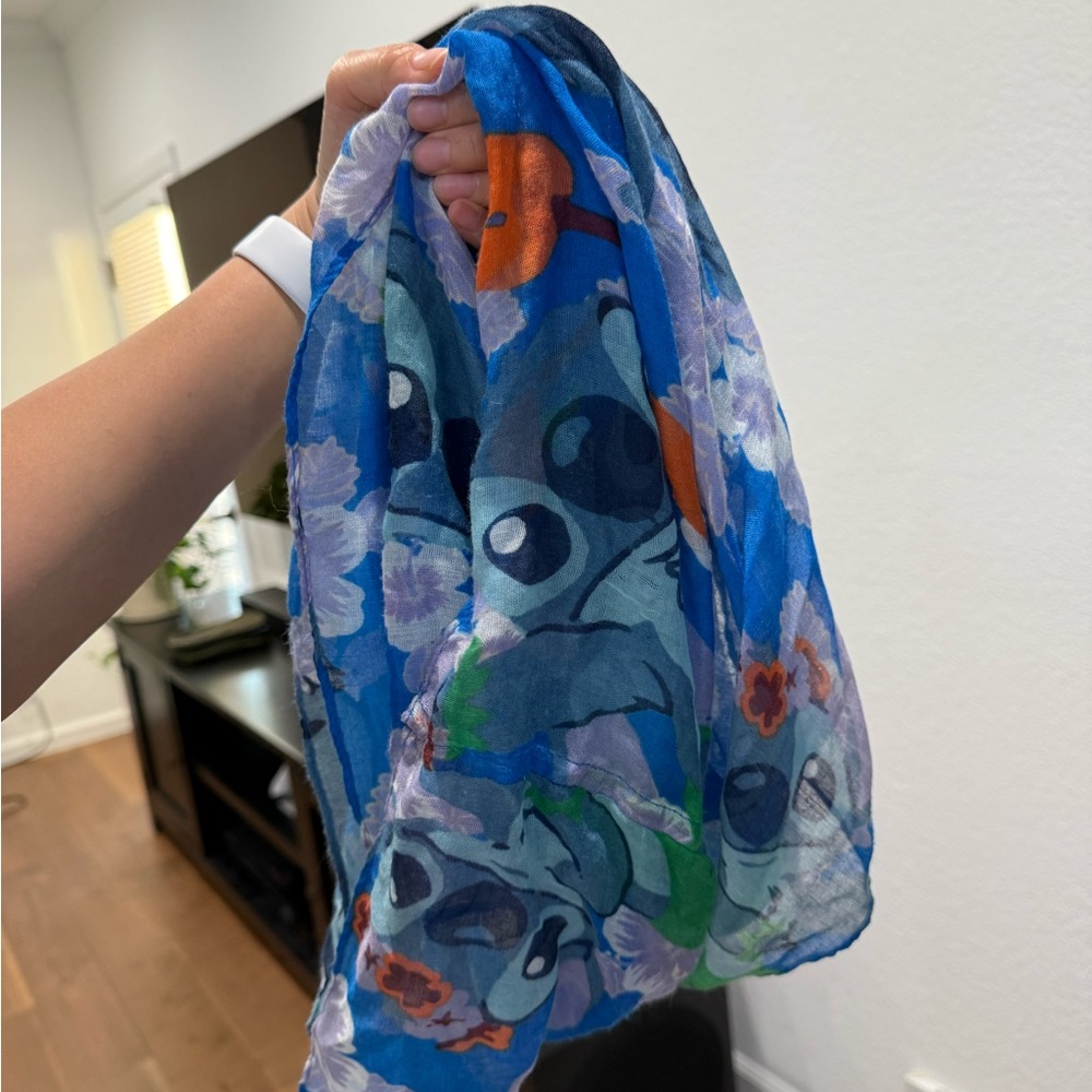 Lilo and Stitch Disney infinity scarf